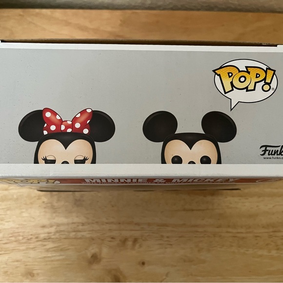 Funko Minnie & Mickey Pop Vinyl Figures - Red, Black, White toys r us - Picture 3 of 7